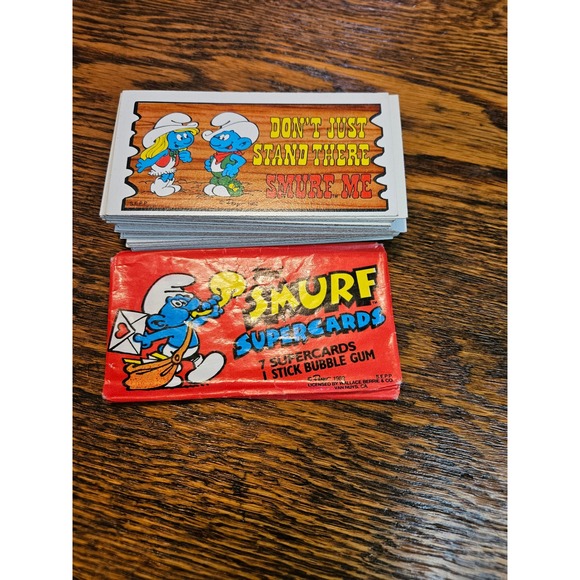 Vintage 1982 Topps Smurf Supercards Trading Card Pack Peyo Retro 80s Collectible - Picture 7 of 8